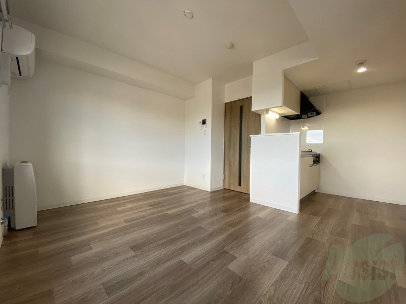 居室・リビング　広くてきれいなリビングです！快適に過ごせそうですね。