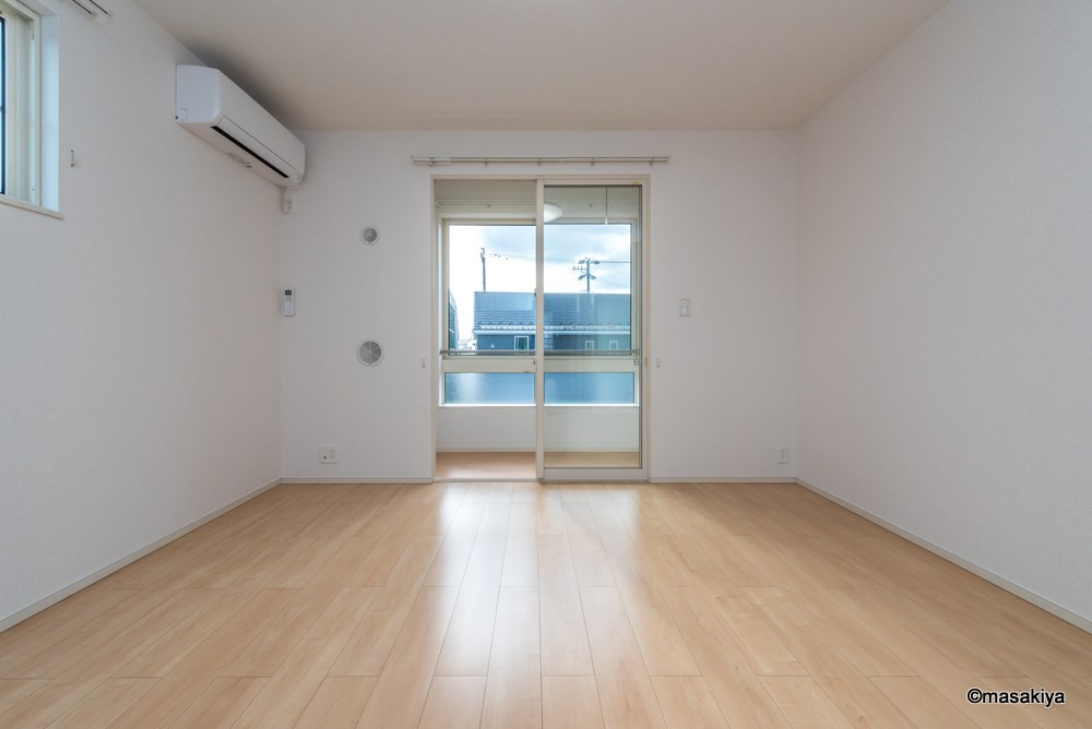 居室・リビング　リビング