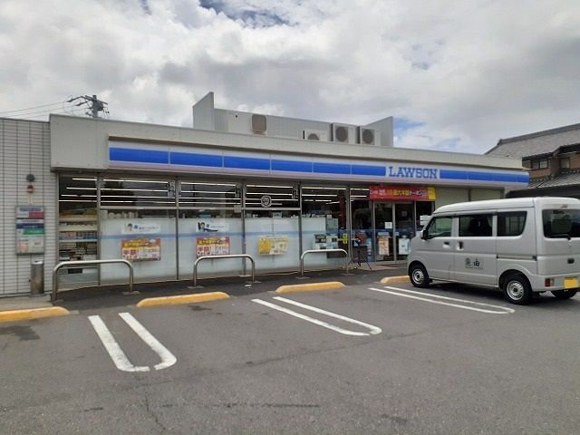 コンビニ　ローソン碧南入船町店（コンビニ）まで150m
