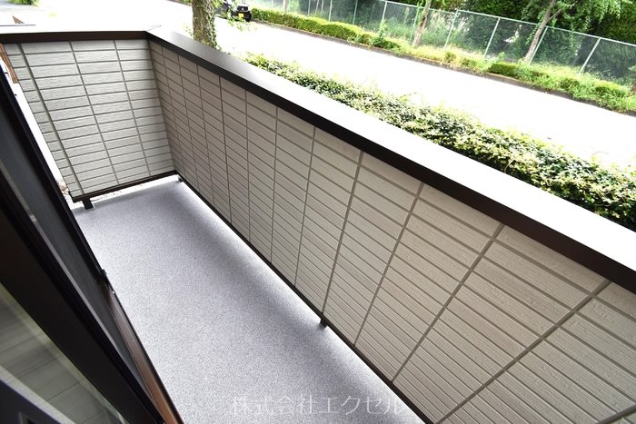 バルコニー　同建物別室の写真です。