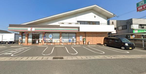 コンビニ　セブンイレブン倉敷中畝10丁目店（コンビニ）まで603m