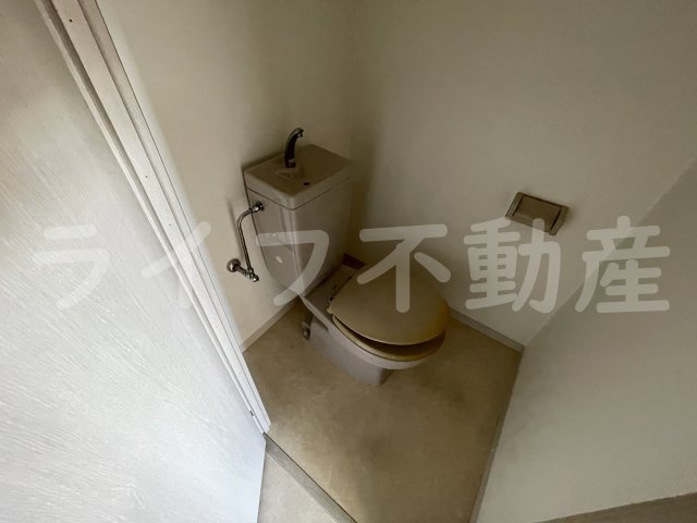 トイレ　コンパクトで使いやすいトイレです