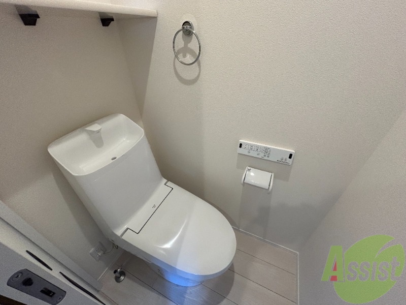トイレ　トイレはウォッシュレット機能が付いていて非常に便利です。