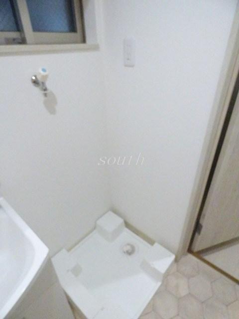 その他設備　室内洗濯機置き場♪