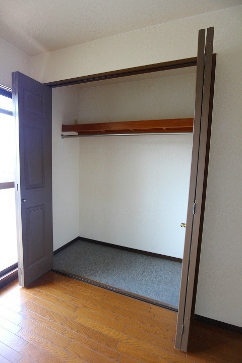 収納　クローゼット　※別号室参考写真