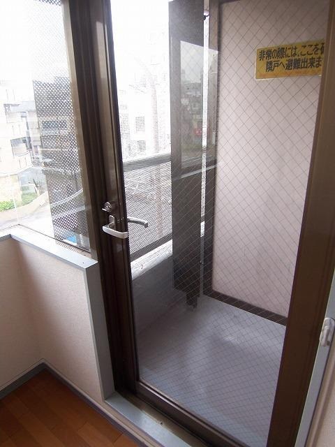 バルコニー　バルコニー