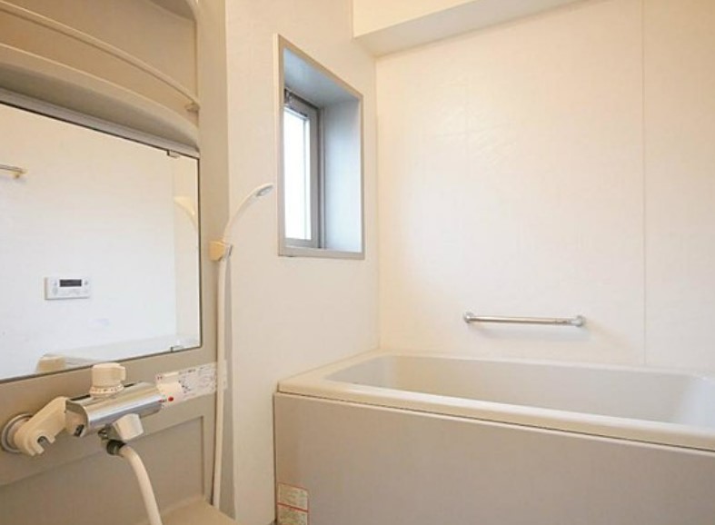 バス・シャワールーム　バス※別部屋参考写真