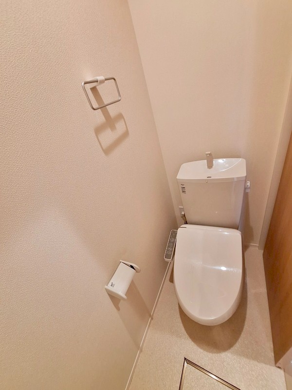 トイレ　シンプルで使いやすいトイレです