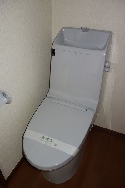 トイレ　別部屋参考写真