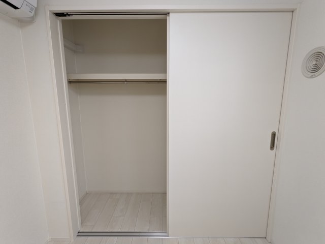 収納　クローゼット