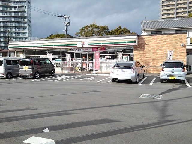 コンビニ　セブンイレブン筑後山ノ井店（コンビニ）まで390m