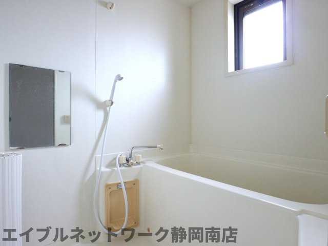 バス・シャワールーム　日々の暮らしに欠かせないお風呂です