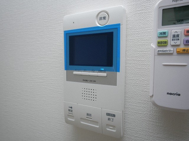 セキュリティ　モニター付きインターホンです