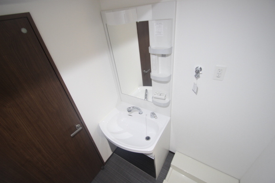 洗面設備　※別部屋の写真です