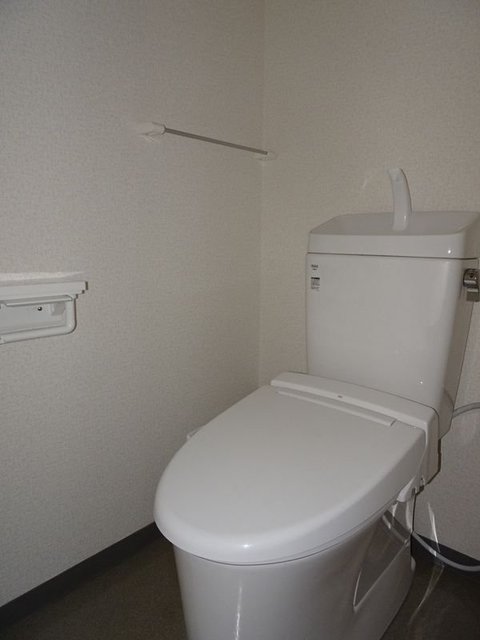 トイレ　同タイプ部屋