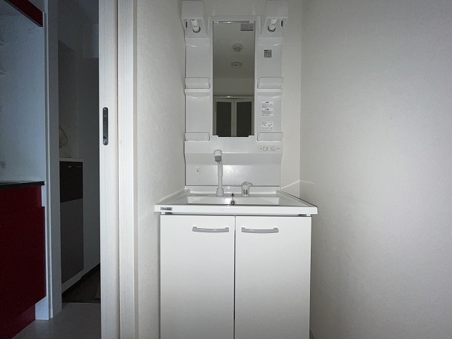 洗面設備　忙しい朝には欠かせない洗面所です