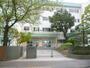 中学校　江戸川区立篠崎中学校（中学校）まで909m