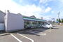 コンビニ　ファミリーマート松山インター北店（コンビニ）まで400m