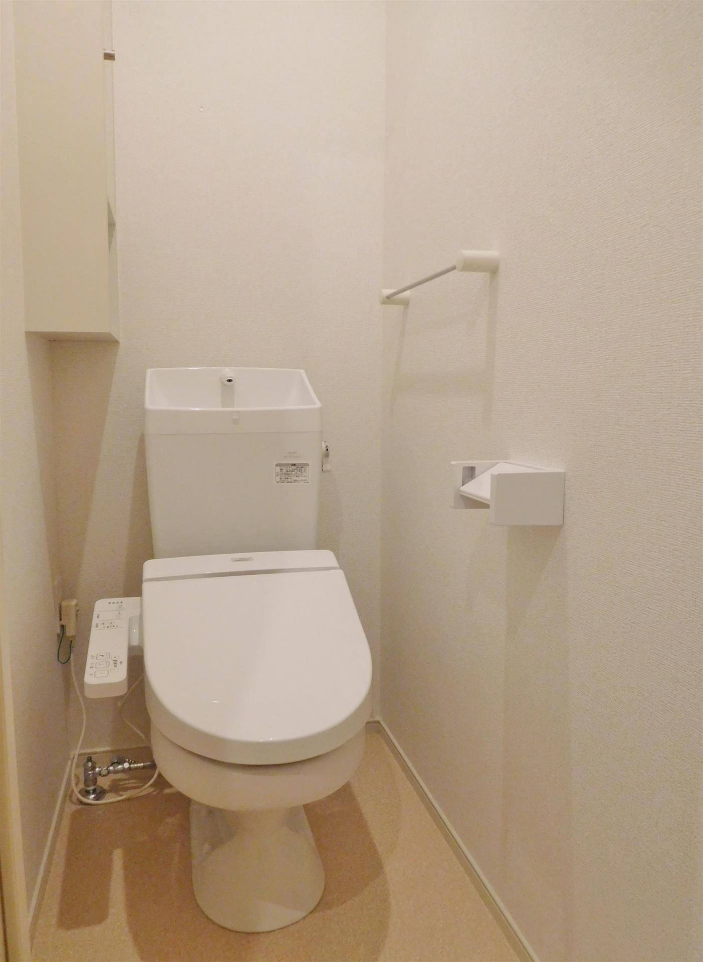 トイレ　※同タイプの別物件の写真です※