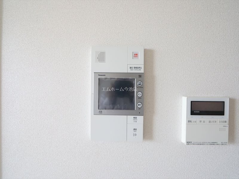セキュリティ　TVモニター付インターホン完備