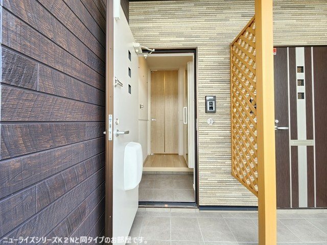 玄関　（イメージ）