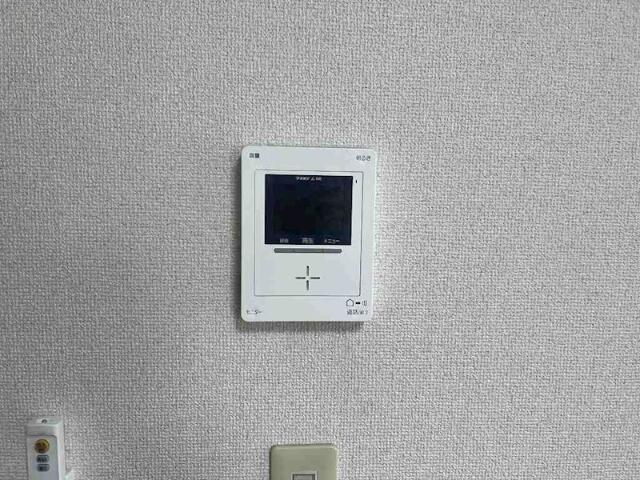セキュリティ　?モニター付きインターホンです