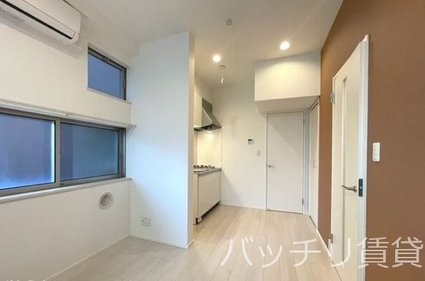 居室・リビング　同型タイプの為、現状を優先いたします。