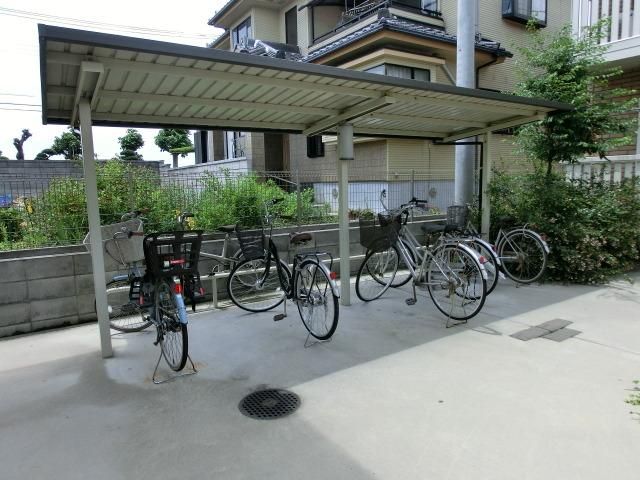 その他共有部分　屋根付駐輪場