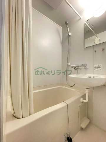 バス・シャワールーム　別部屋参考画像