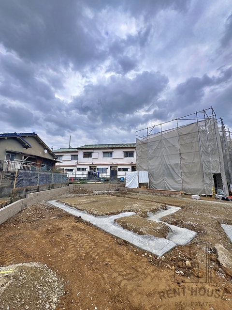 建物外観　外観（建設中）