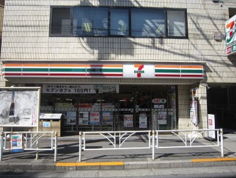 コンビニ　セブンイレブン渋谷神宮前2丁目店（コンビニ）まで139m