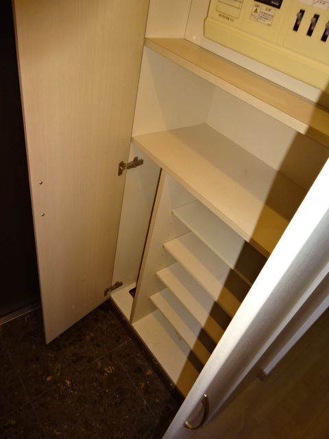 その他　シューズボックス　別部屋参考写真