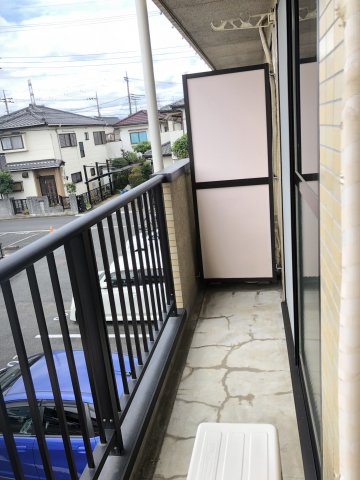 バルコニー　お洗濯にも便利なバルコニー付き