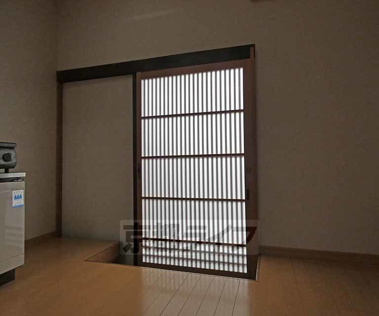 その他設備　玄関ドアです。
