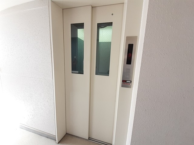 ロビー