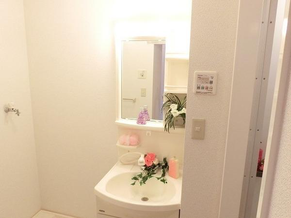 洗面設備　シャンプードレッサー！