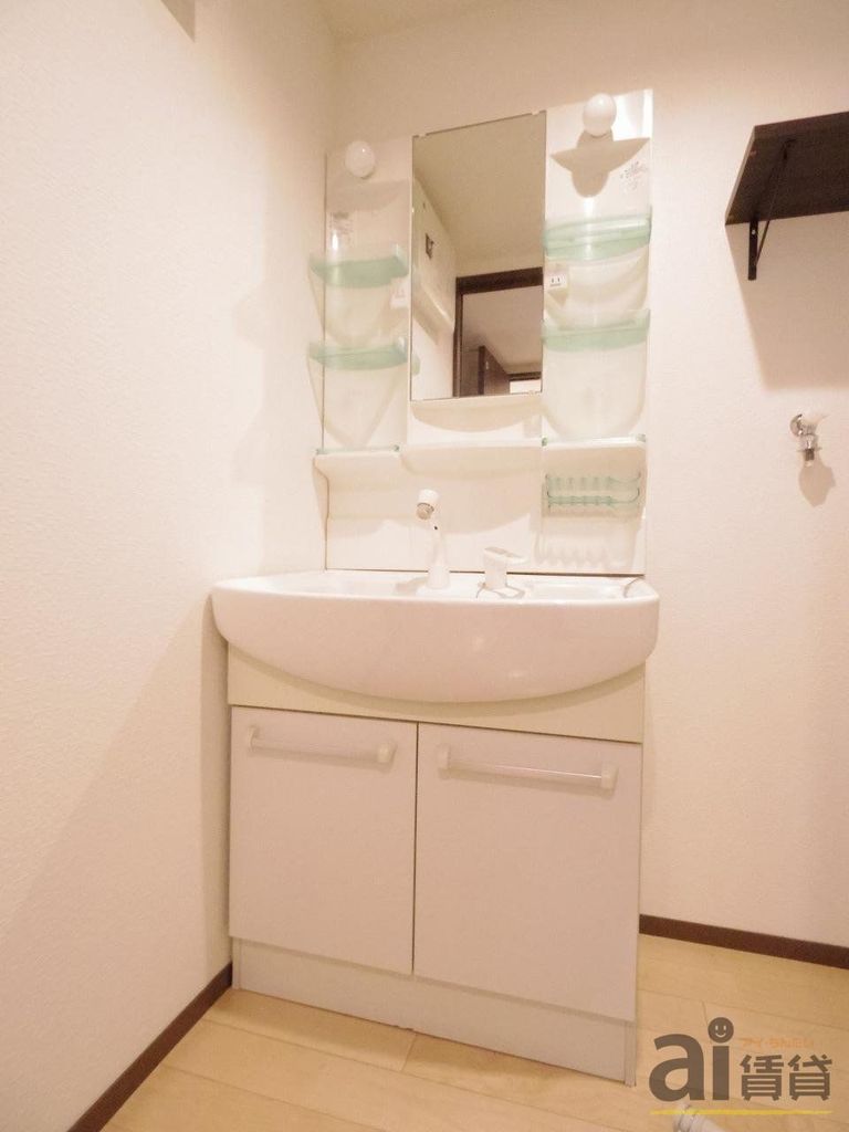 洗面設備　※別号室写真です。