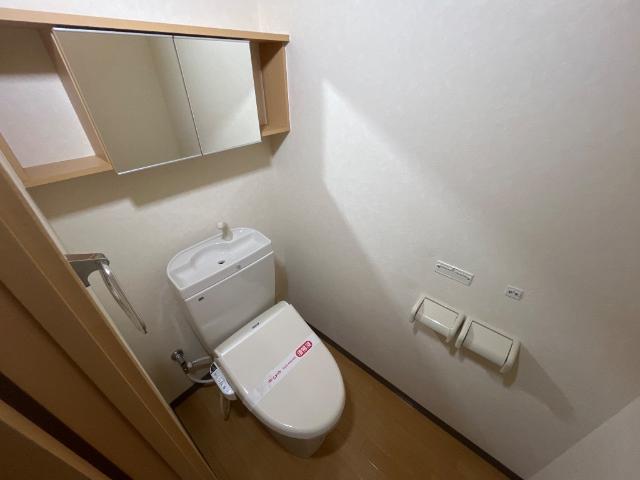 トイレ　シャワー付トイレ