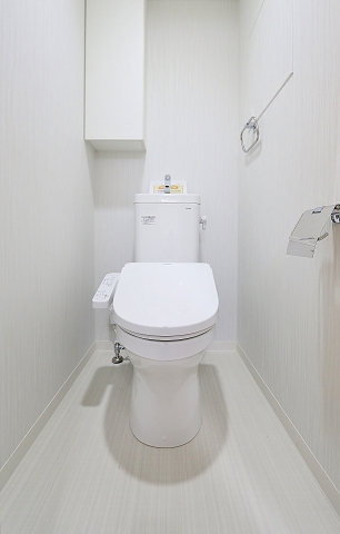 トイレ　ウォシュレット完備です