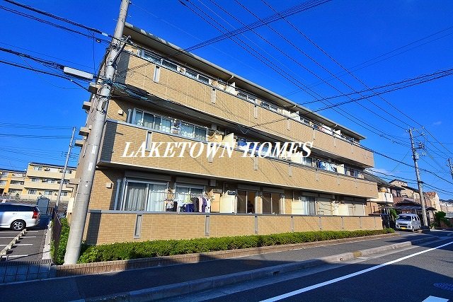 建物外観　吉川市内のお部屋探しは、当社にお任せ下さい！
