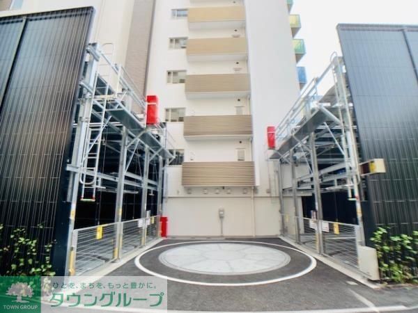 駐車場　駐車場