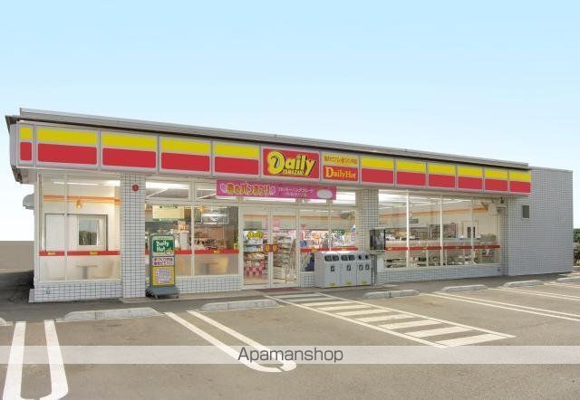 コンビニ　デイリーヤマザキ（コンビニ）まで356m