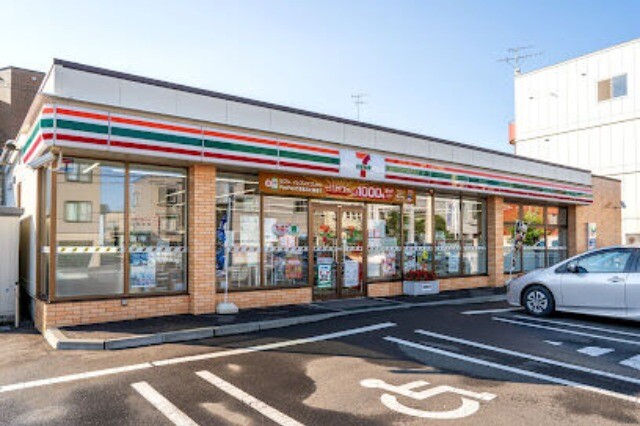 コンビニ　セブンイレブン札幌美園5条店（コンビニ）まで342m