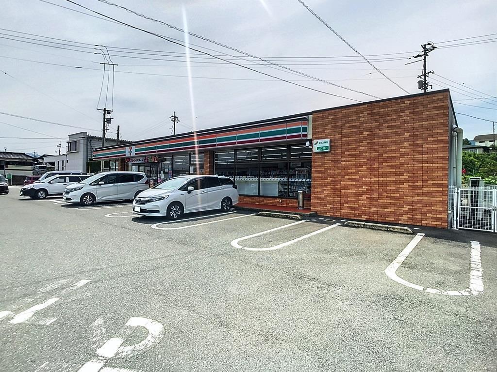 コンビニ　セブンイレブン山口小郡仁保津店（コンビニ）まで517m