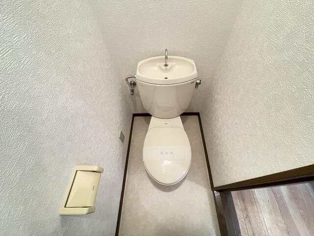 トイレ　別部屋参考