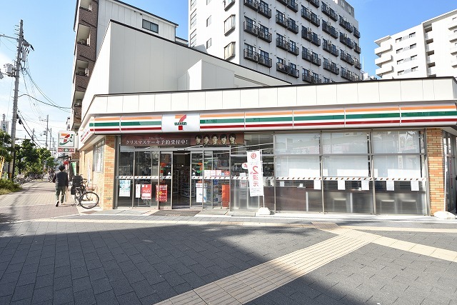 スーパー　ライフ　関目店（スーパー）まで390m