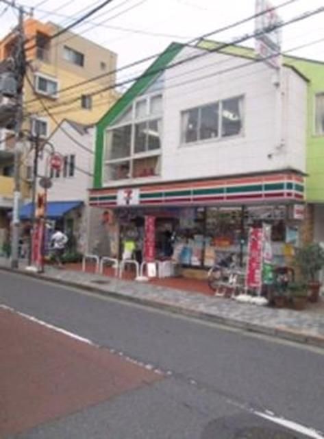 コンビニ　セブンイレブン（コンビニ）まで266m