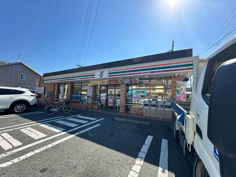 コンビニ　セブンイレブン福岡早見店（コンビニ）まで159m