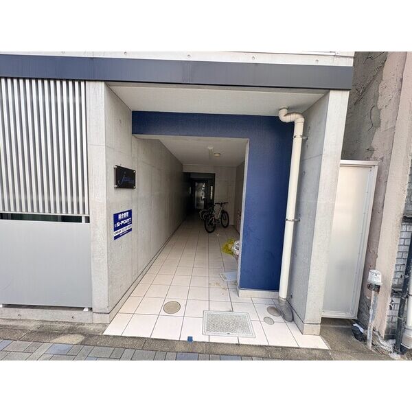 エントランス　無断転用禁止