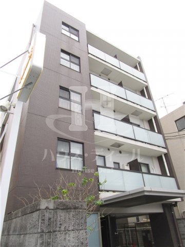 建物外観　落ち着いた雰囲気の外観です